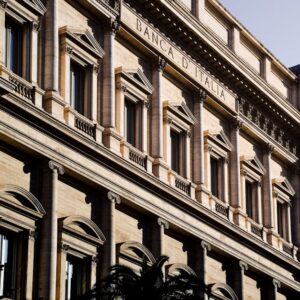 Bitcoin Volatilitesi Düşüyor: Deutsche Bank Raporu
