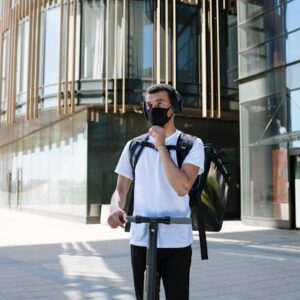 Elektrikli Scooterlar: Şehir Ulaşımında Yeni Trend mi?