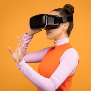 Apple Vision Pro M4 Çip ve Yeni Başlık Askısı mı?