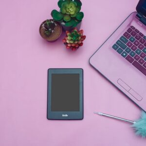 Kindle Colorsoft Duyuruldu: Daha Uygun Fiyatlı Renkli E-Kitap Okuyucu