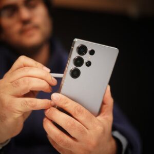 Samsung Galaxy Z Fold 7 Sızdırıldı: S-Pen Kaldırılıyor mu?