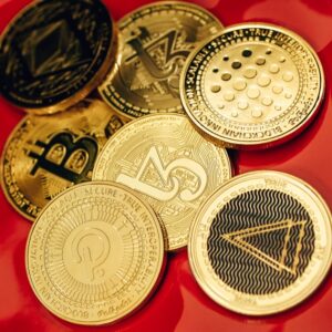 Bitcoin Fiyatı Düşüşte: Euro Yükselişi ve Kurumsal Yatırımlar
