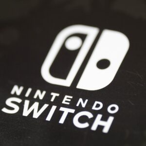 Nintendo Switch 2 USB-C Kilitlenmesi: Üçüncü Taraf Dock Sorunu