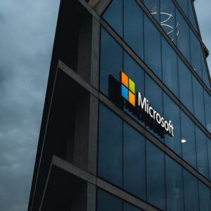 Microsoft’ta İsrail Sözleşmelerine Protesto, Çalışan Gözaltı
