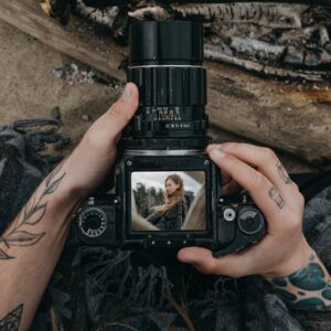 Aura Aspen Dijital Fotoğraf Çerçevesi İndirim – Anıları Canlandırın!