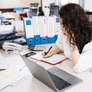 Adobe Acrobat Dosya Merkezi: Yapay Zeka ile Belge Yönetimi