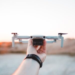DJI Romo: İlk 360° Robot Süpürge – Teknoloji ve Tasarım