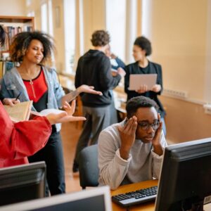 Columbia Üniversitesi’nden Yapay Zeka ile Öğrenci Gerginliklerine Çözüm Arayışı