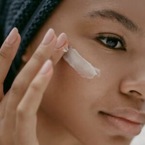 Allure Beauty Box Eylül 2025: Işıltılı Güzellik Ürünleri ve İndirimler