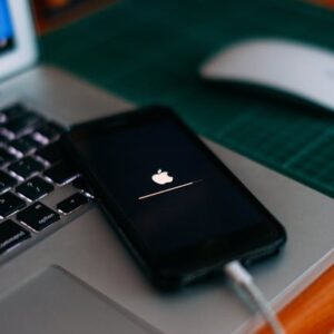 Apple iPhone Şarj Cihazı: 40-60W Dinamik Güç ve Hızlı Şarj