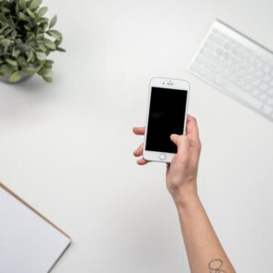 reMarkable Move İncelemesi: Taşınabilir E-Ink Not Defteri mi?