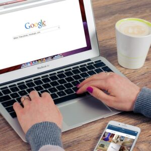 Google-Apple Arama Anlaşması Onaylandı: Rekabet ve Kullanıcı Etkisi