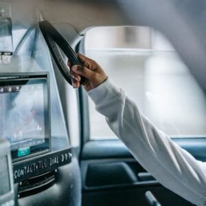 Toplu Taşıma’da Tap-to-Pay: Teknoloji ve Ulaşım Kesişimi