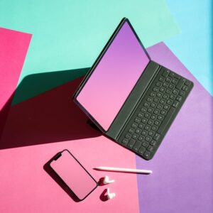 Boox P6 Pro: Renkli E-Okuyucu 9 Ekim’de Çıkıyor!