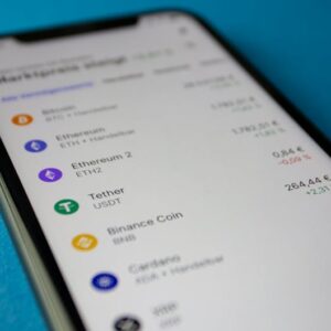Coinbase BNB Listeleme: Blue Carpet Programı Başlatıldı