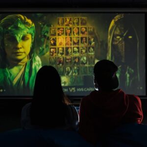 OpenAI Sora Güncellemesi: Yeniden Kullanılabilir Karakterler ve Video Birleştirme