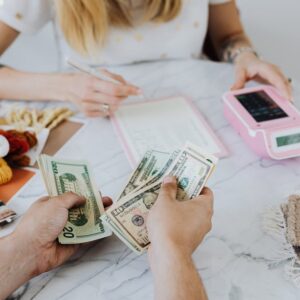 Kinexys Fund Flow ile Alternatif Yatırım Fonlarına Blockchain Erişimi