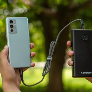 Belkin Stage PowerGrip: Taşınabilir Şarj + Kamera Tutacağı (2025)