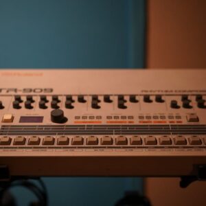 Roland TR-1000 Davul Makinesi: 80’lerin İkonik Sesleri Yeniden