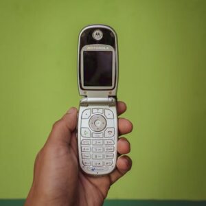 Moto Razr Ultra (2025): Fiyatı Düşüyor! Katlanabilir Akıllı Telefon İncelemesi