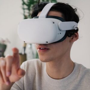 Apple Vision Pro M5 Çip ve Çift Örgü Kayış ile Geldi!
