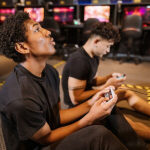Yeni Xbox Hibrit mi Olacak? PC ve Konsol Birleşiyor mu?