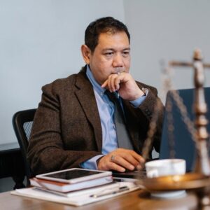 Yapay Zeka Hukukta Devrim Yaratıyor: LexisNexis CEO’sundan Açıklamalar