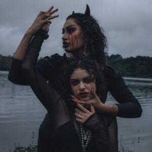 Vampire Crawlers: Vampire Survivors Spin-off Duyuruldu!