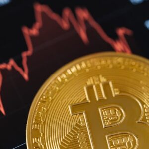 BTC Fiyatı Düşüşü mi, Orta Döngü Düzeltmesi mi? Analiz ve Yorum