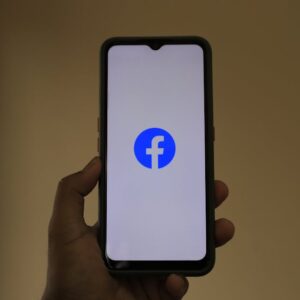 OpenAI Sora Android’e Geldi: Metinden Video Yaratma AI Uygulaması
