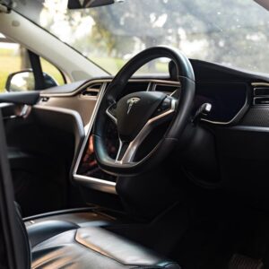 Rivian Otonom Sürüş için Kendi Yapay Zeka Çiplerini Geliştiriyor