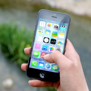 Katlanabilir Telefonlar: Fiyat Sorunu Hariç Her Şey Çözüldü!