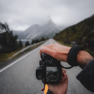 Sony A7 V Tanıtımı: Kısmi Yığılmış Sensörlü Yeni Nesil Profesyonel Kamera