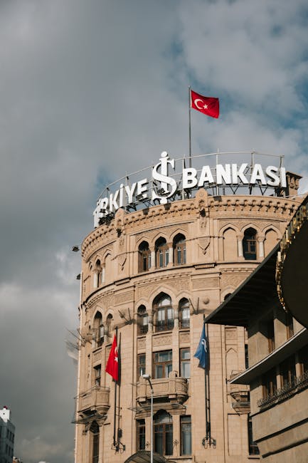 Amazon ve OpenAI İş Birliği: 10 Milyar Dolarlık Yatırım ve Veri Merkezi Anlaşması