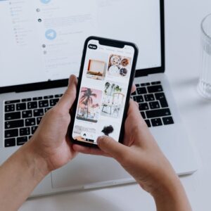 iPhone: Devrim, Faydalar, Zararlar ve Kullanım İpuçları