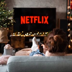 Black Mirror Yeni Sezon: Bilim Kurgu Antolojisi Geri Dönüyor!