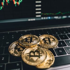 CZ’nin Airdrop’u Kripto Piyasasını Salladı: 2 Milyar Dolarlık Hacim Artışı!