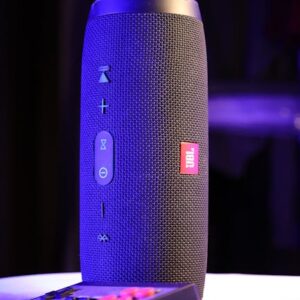 Marshall Heddon: Çoklu Bluetooth Hoparlör Bağlantısı ile Müzik Deneyimi