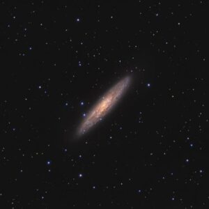 Yapay Zeka ile Hubble Arşivlerinde 1400 Anormal Nesne Keşfi