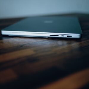 HP ZBook Ultra G1a İncelemesi: İş ve Oyun Gücü Bir Arada