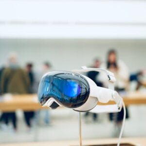 Apple Vision Pro’ya YouTube Uygulaması Geldi! VR İzleme Deneyimi Artıyor