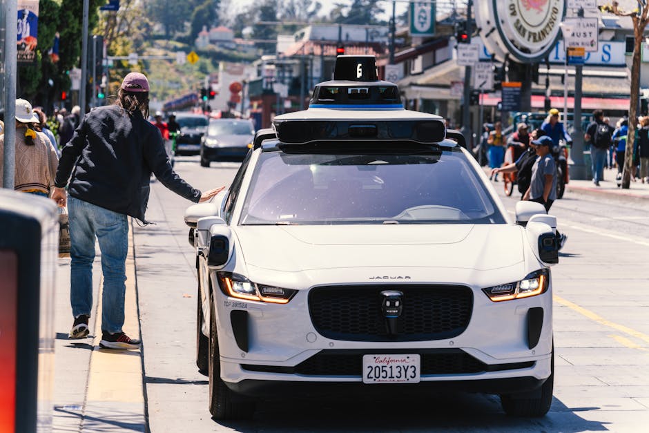 Waymo Uzaktan Sürücü İddiaları: Gerçek mi? Otonom Araç Teknolojisi Tartışması