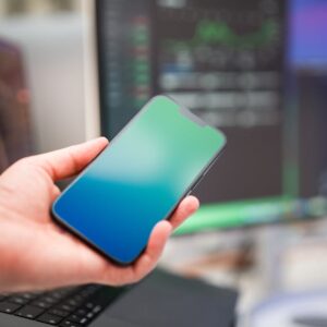 Trump Telefon Nerede? Mobil Fuarda Bulunamadı!