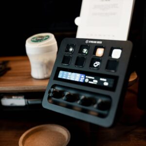 Elgato Stream Deck + XL: Canlı Yayıncılar İçin Yeni Kontrol Üssü