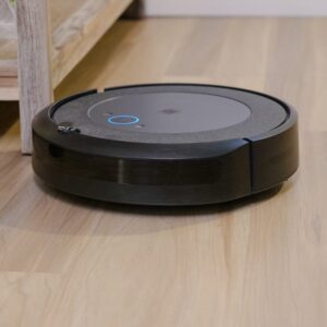 Dyson Spot+Scrub AI Robot Süpürgesi: Leke Algılama ve Yapay Zeka
